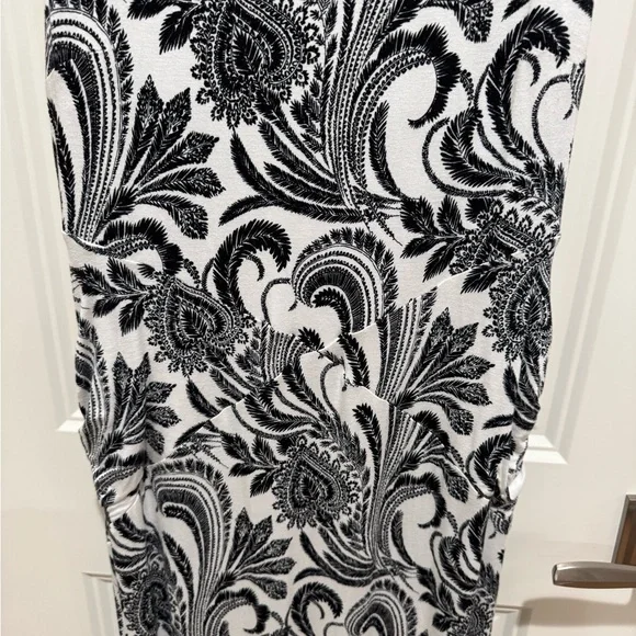 INC International Concepts Black and White Maxi Dress - Picture 2 of 4